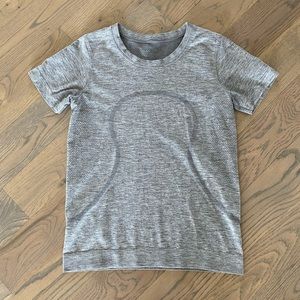Lululemon Swiftly Relaxed Short Sleeve (Breeze)